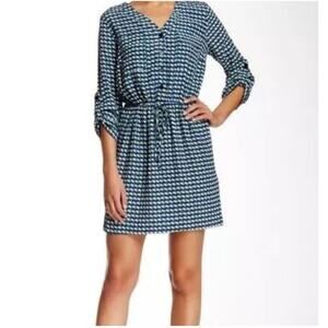 Max Studio Blue Cream V Neck Geometric Print Roll Tab Sleeve Shirt Dress Size XS